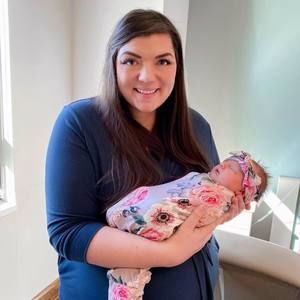 Meet your Posher, Elyse